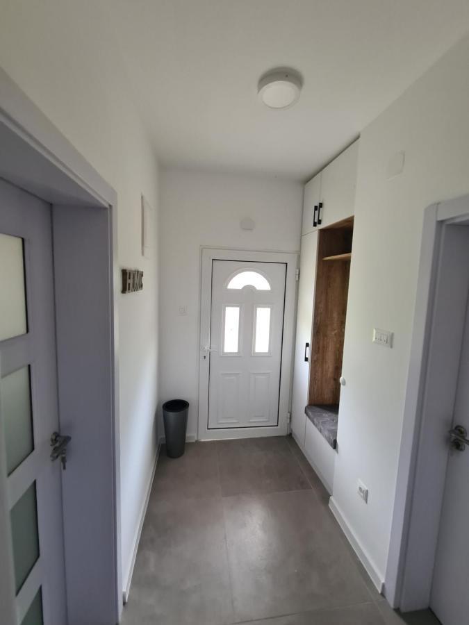 Apartment Nikcevic Tivat Luaran gambar