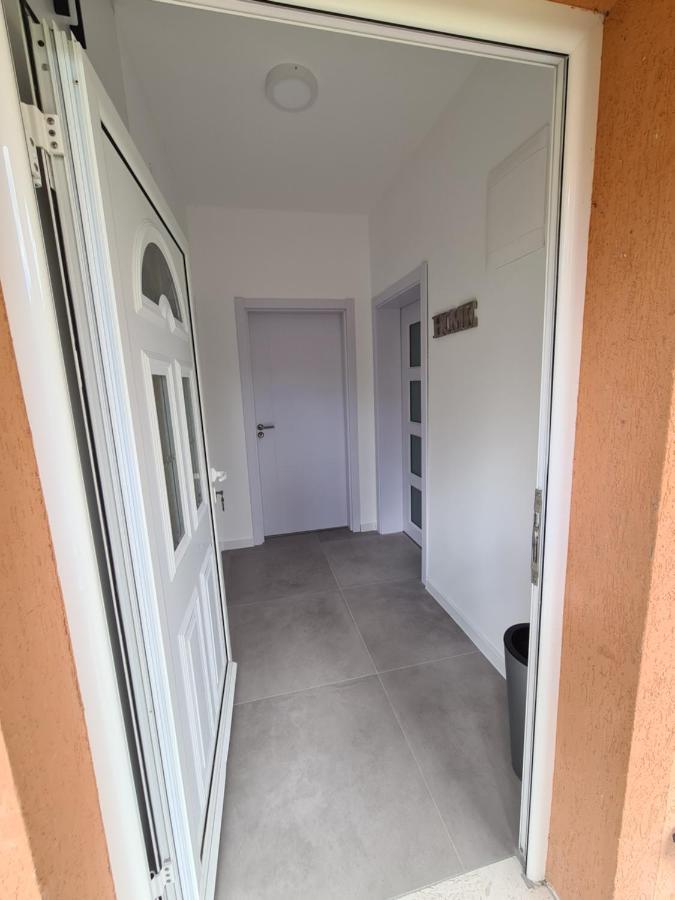 Apartment Nikcevic Tivat Luaran gambar