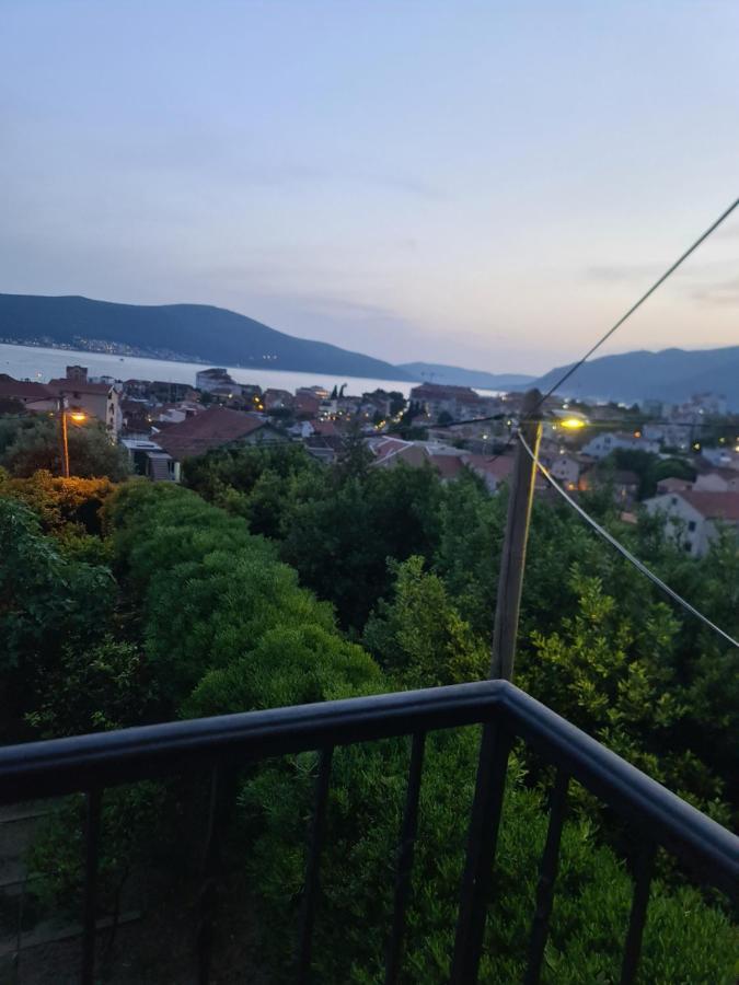 Apartment Nikcevic Tivat Luaran gambar